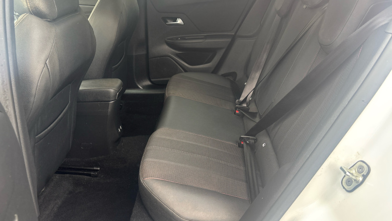 Vauxhall Mokka 100kW GS 50kWh 5dr Auto Electric Hatchback